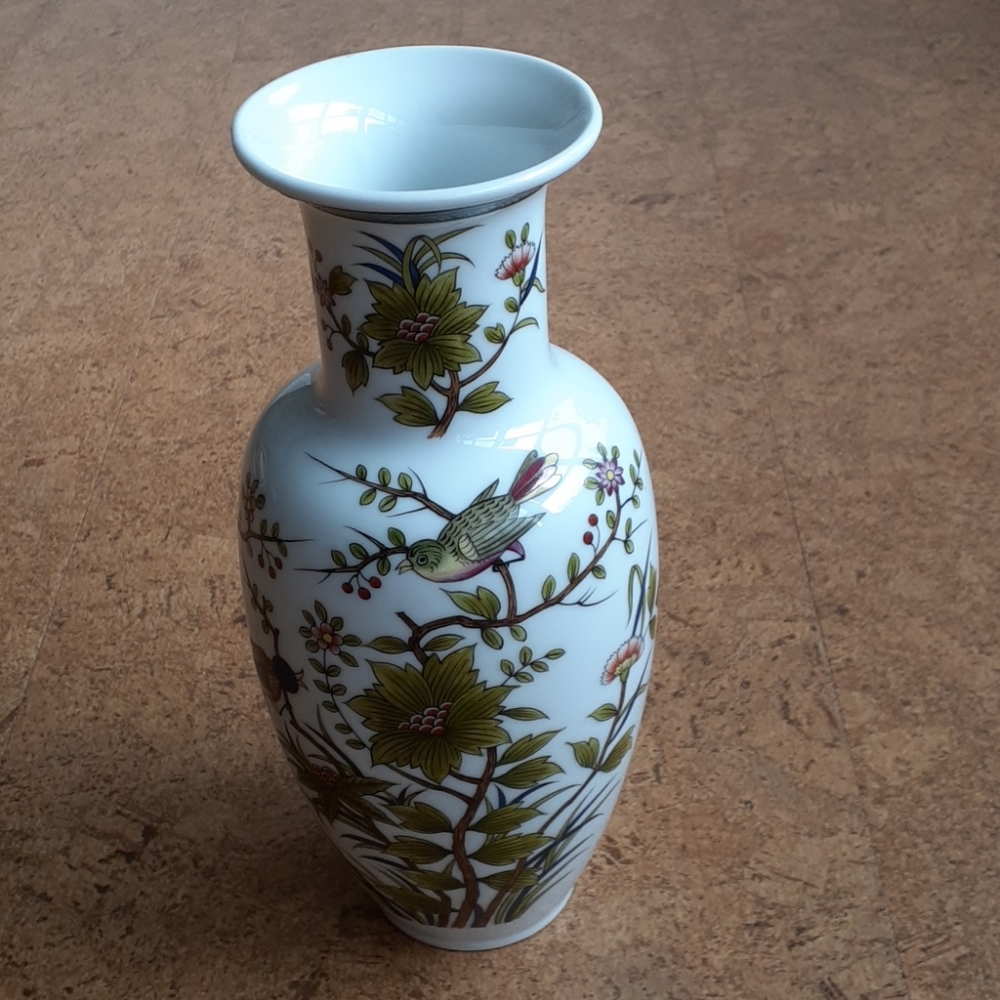 Vintage Sanford/Sadak porcelain bird, plant vase.